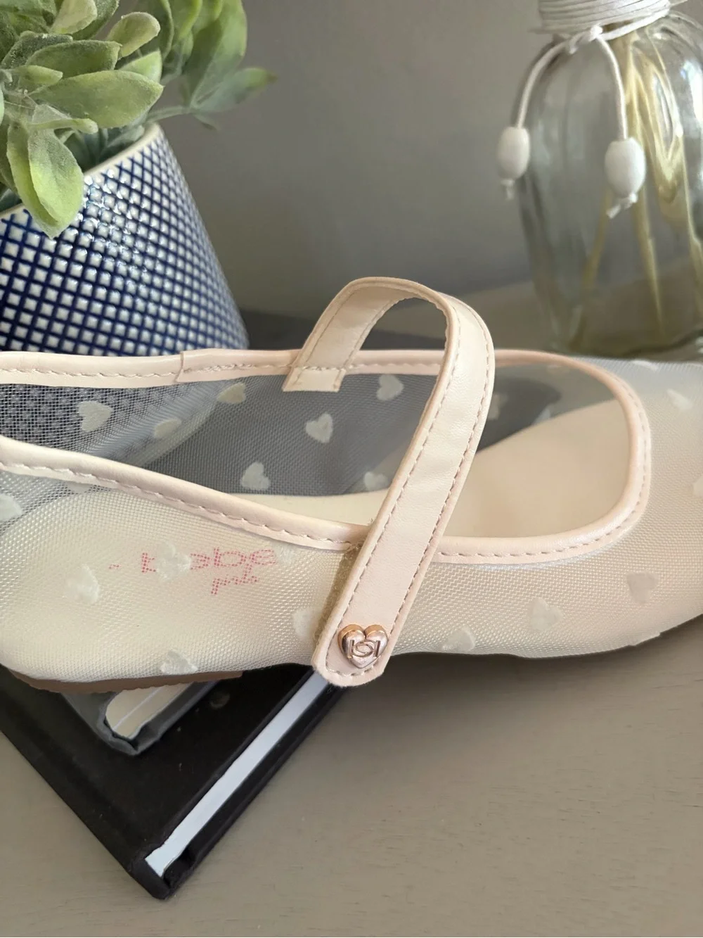 bebe Girls Cream Heart Mesh Mary Janes